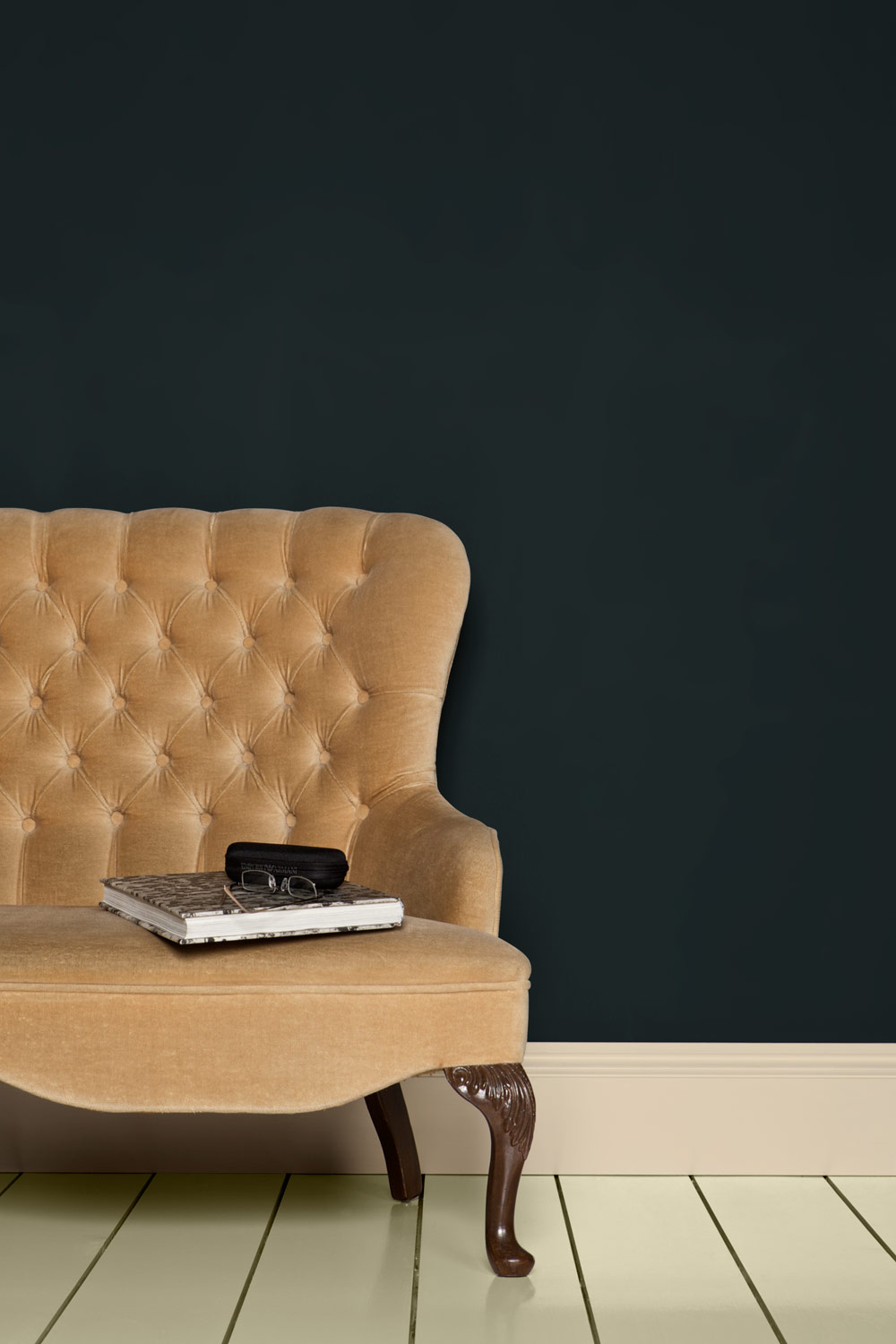 Farrow & Ball Black Blue (95) Archiefkleur PaintPaper.nl