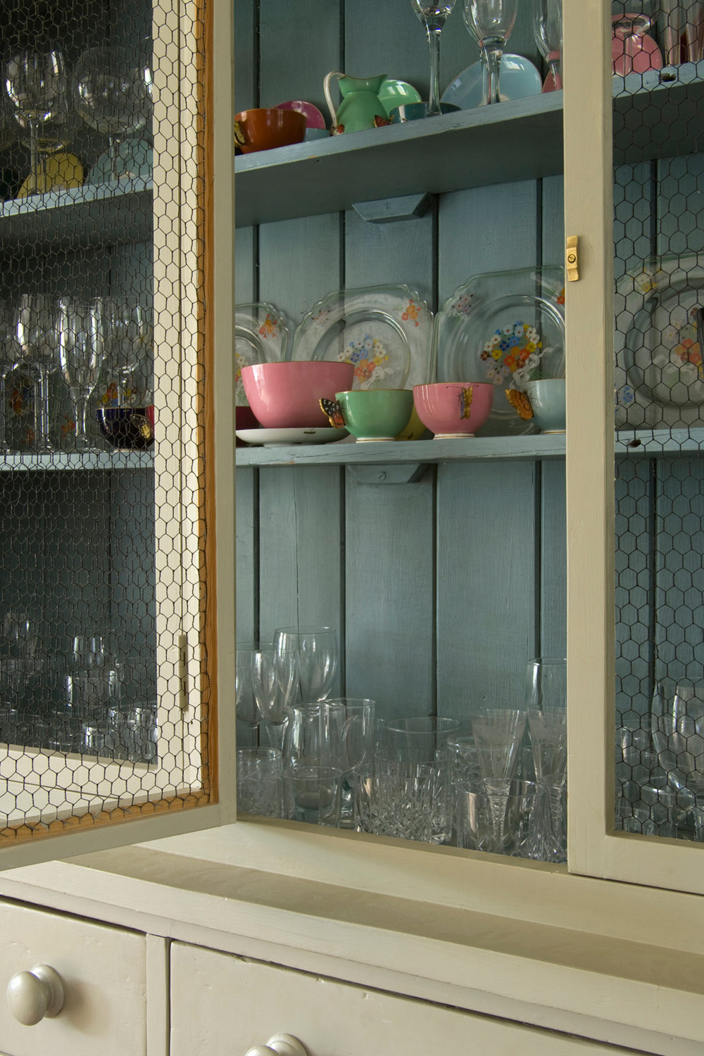 Farrow & Ball Light Gray (17) PaintPaper.nl